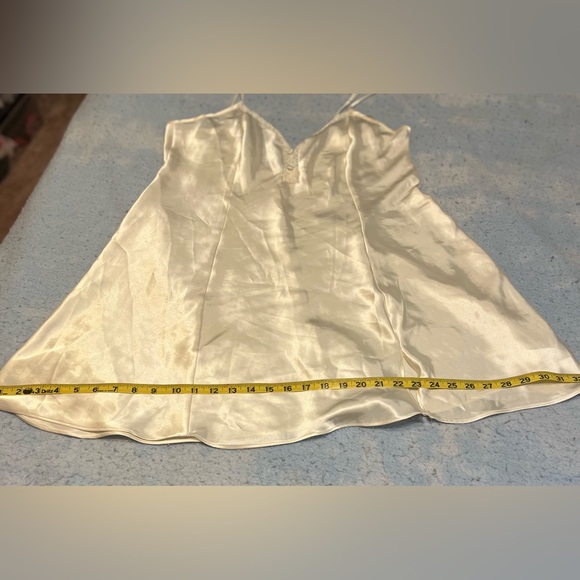 Delicates White Chemise - Picture 4 of 6